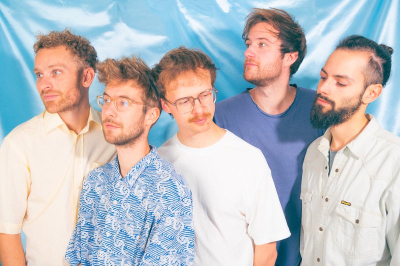 Almost-Twins_1_c_Kristina-Wolf