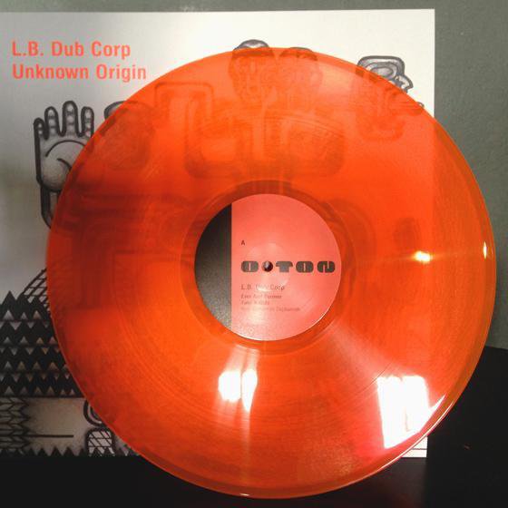 lp15orange560_grande_bee435a8-ba2c-4b62-bf8f-91f52c3789b6.jpg